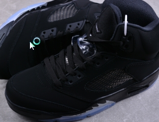 AJ5 Black Cat黑猫